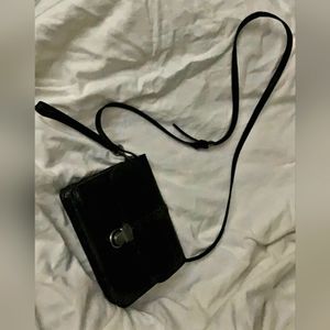 Patricia Nash 100% Full grain leather Cross body Bag